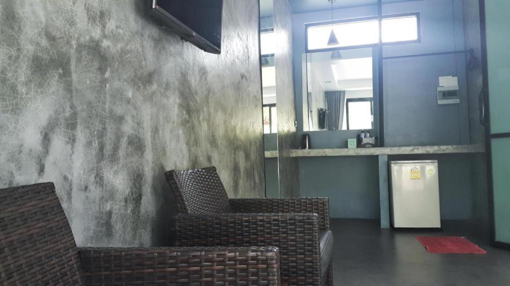 Baan Chao Mai Beach House Транг Экстерьер фото